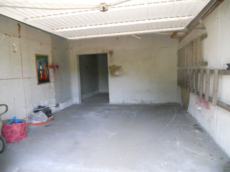 Sprzedam dom wolnostojący w Starym Jarużynie