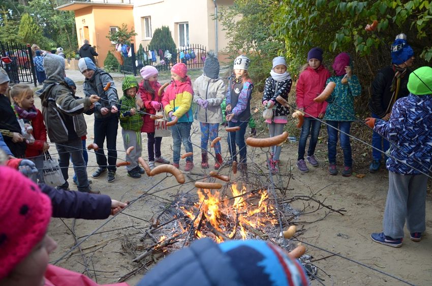 Przy ognisku o bezpieczeństwie
