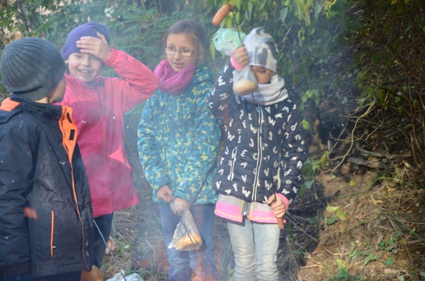 Przy ognisku o bezpieczeństwie