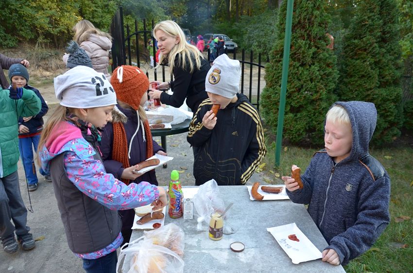 Przy ognisku o bezpieczeństwie
