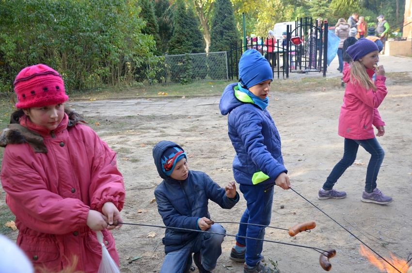Przy ognisku o bezpieczeństwie