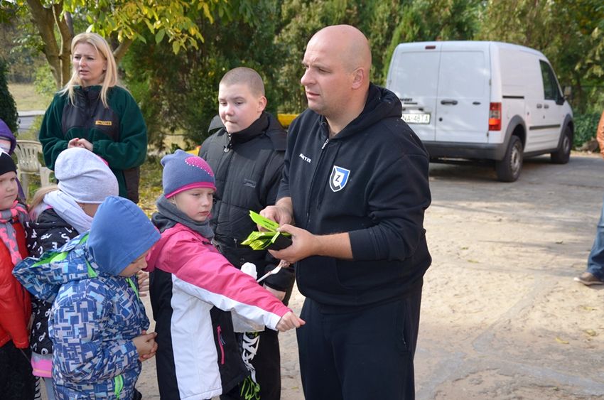 Przy ognisku o bezpieczeństwie