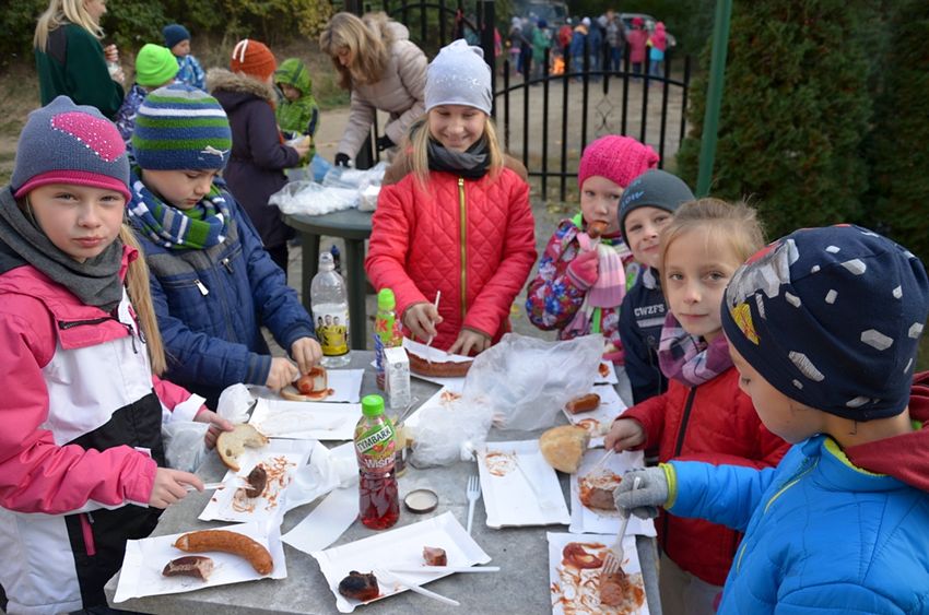 Przy ognisku o bezpieczeństwie