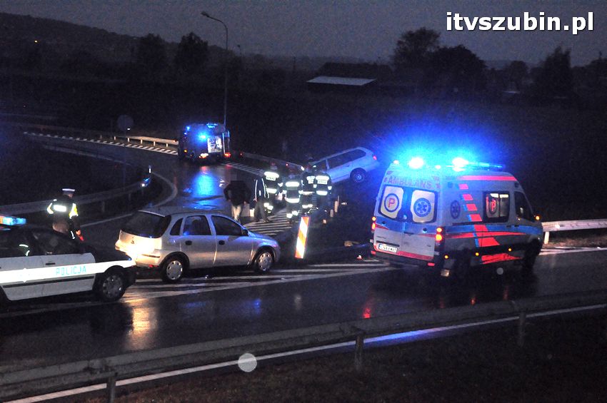 Dwa zdarzenia w tym samym miejscu jednego dnia