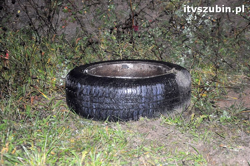 Dwa zdarzenia w tym samym miejscu jednego dnia