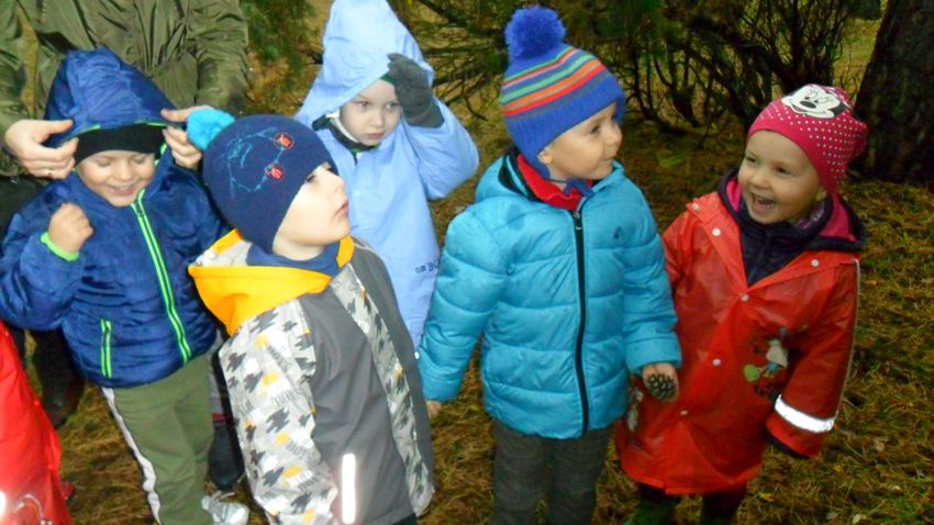 Jesienna wycieczka ?Pszczółek? z Samorządowego Przedszkola nr 2 w Szubinie do Zielonowa