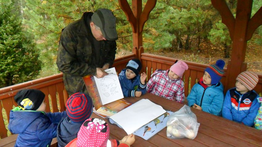 Jesienna wycieczka ?Pszczółek? z Samorządowego Przedszkola nr 2 w Szubinie do Zielonowa