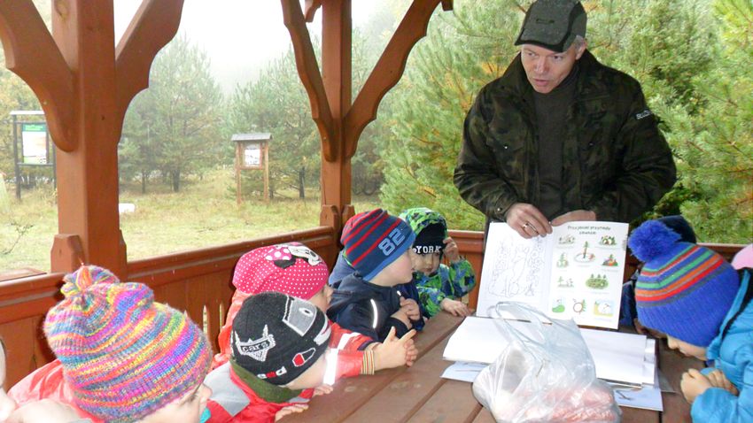 Jesienna wycieczka ?Pszczółek? z Samorządowego Przedszkola nr 2 w Szubinie do Zielonowa