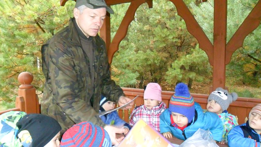 Jesienna wycieczka ?Pszczółek? z Samorządowego Przedszkola nr 2 w Szubinie do Zielonowa