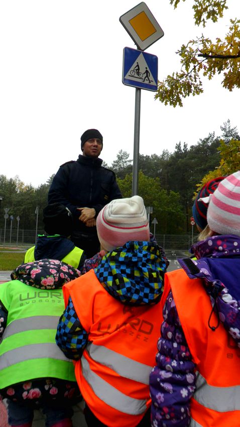 ?Smerfy? i ?Pszczółki? w Miasteczku Ruchu Drogowego w Myślęcinku