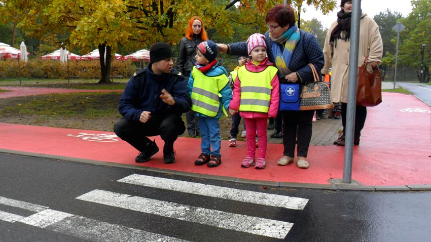 ?Smerfy? i ?Pszczółki? w Miasteczku Ruchu Drogowego w Myślęcinku