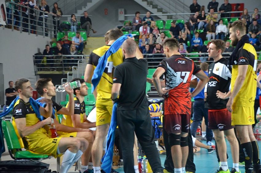 Szubińska ?Dwójka? otworzyła sezon siatkarski