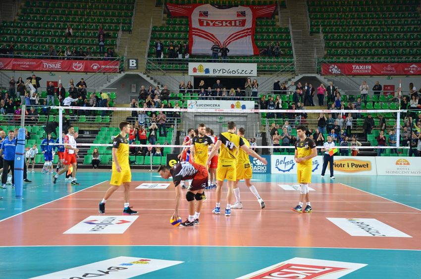 Szubińska ?Dwójka? otworzyła sezon siatkarski