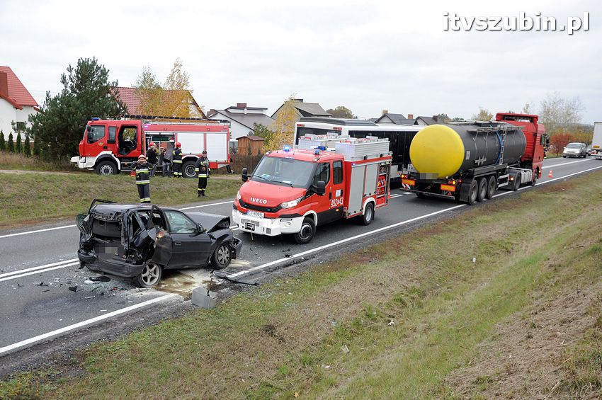 Opel Astra niczym Smart - o włos od tragedii