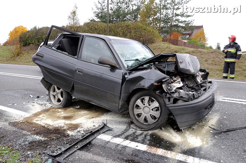 Opel Astra niczym Smart - o włos od tragedii