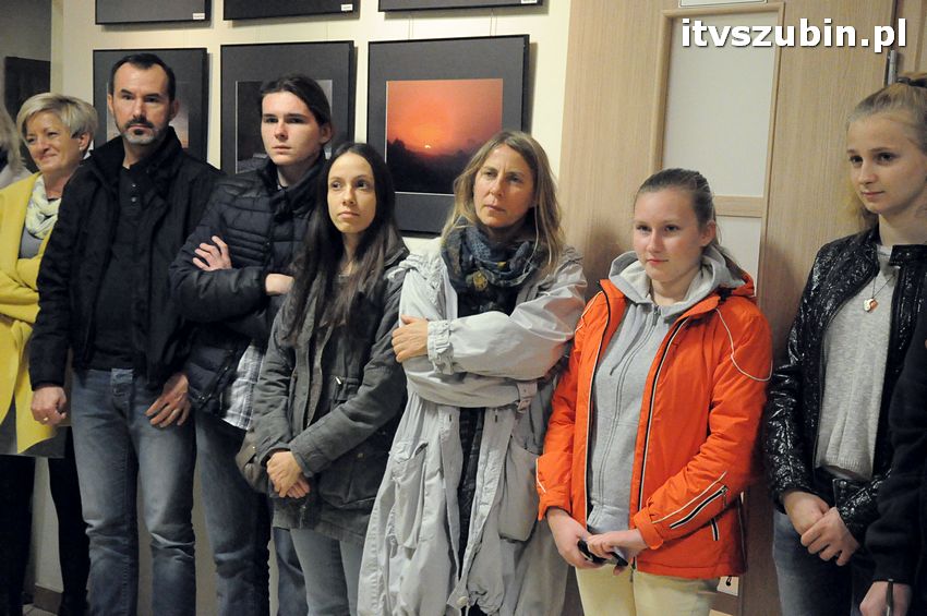 Sukces Julii i światło w obrazach