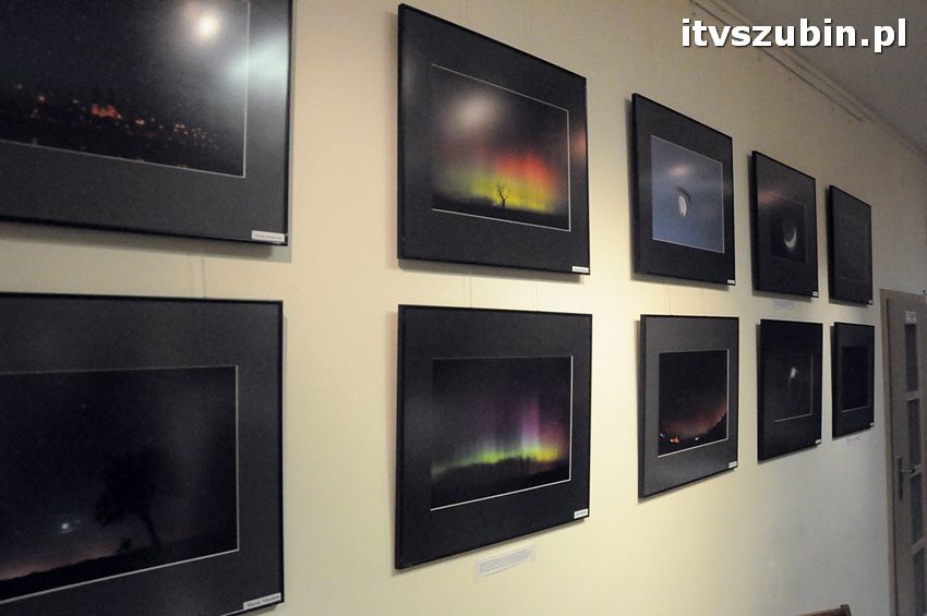 Sukces Julii i światło w obrazach