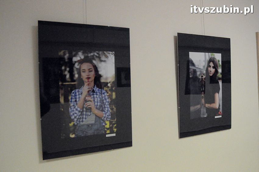 Sukces Julii i światło w obrazach