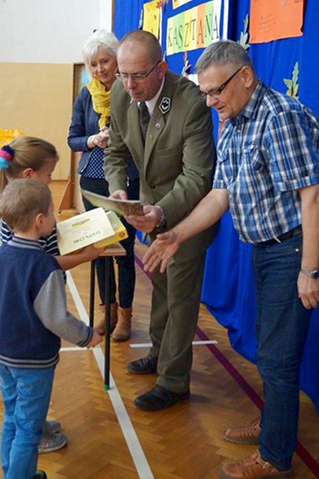 ?Dzień Kasztana? ? Zespół Szkół Kowalewo