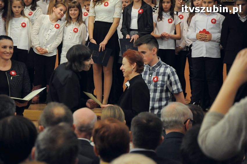 Wieczornica patriotyczna z Szubinem w tle