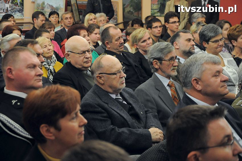 Wieczornica patriotyczna z Szubinem w tle