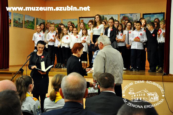 Wieczornica patriotyczna z Szubinem w tle