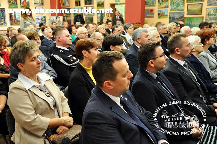 Wieczornica patriotyczna z Szubinem w tle