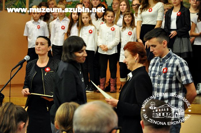Wieczornica patriotyczna z Szubinem w tle