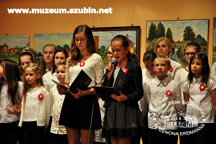 Wieczornica patriotyczna z Szubinem w tle