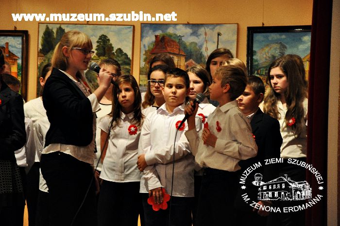 Wieczornica patriotyczna z Szubinem w tle