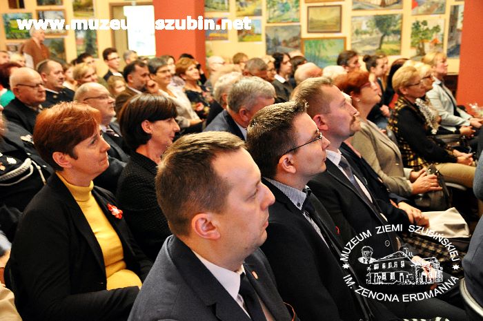 Wieczornica patriotyczna z Szubinem w tle
