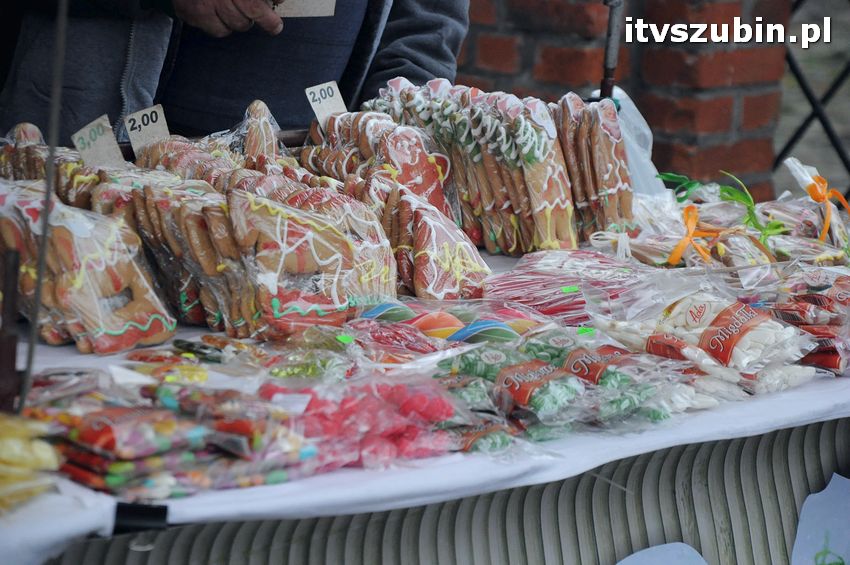 Obchodach Święta Niepodległości w Szubinie