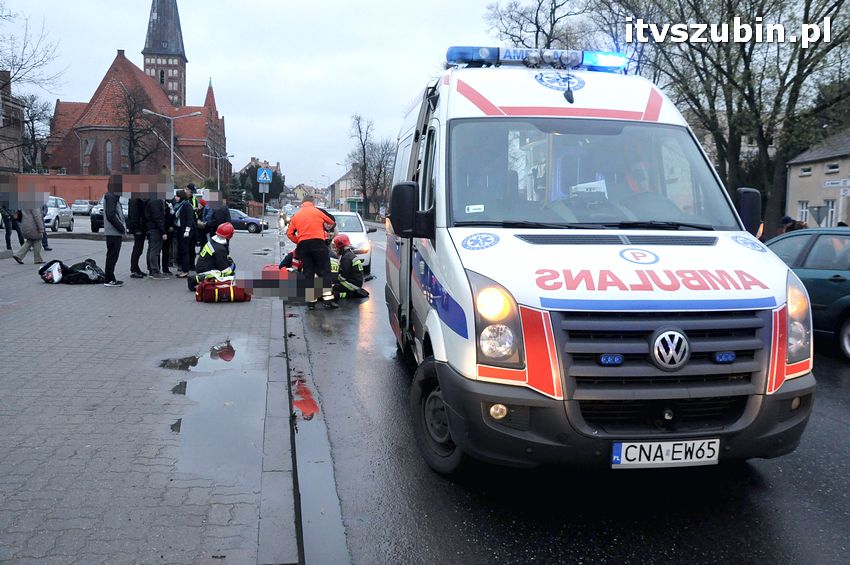 Potrącenie pieszego na pasach
