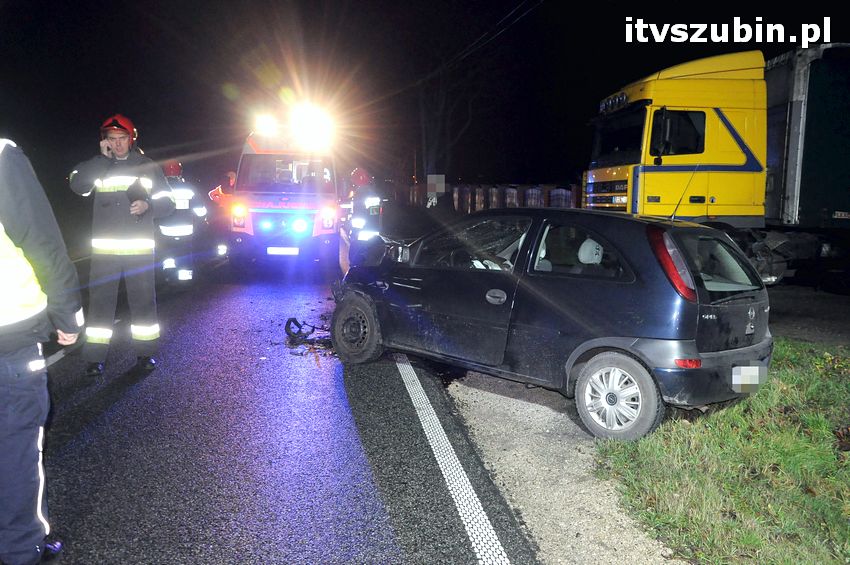Kolizja drogowa Opla z Tirem