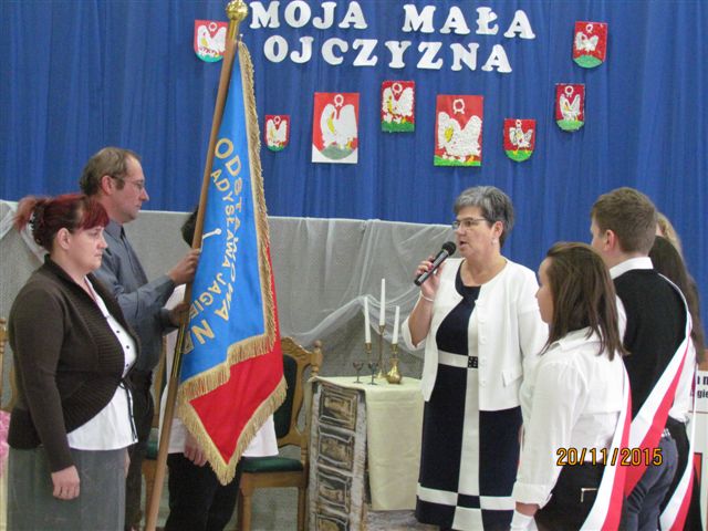 Pasowanie na uczniów w Szkole Podstawowej nr 1 im. Króla Władysława Jagiełły w Szubinie