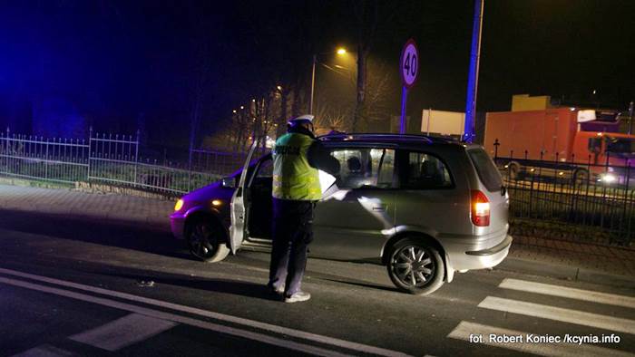 Potrącenie trójki dzieci na przejściu dla pieszych w Kcyni