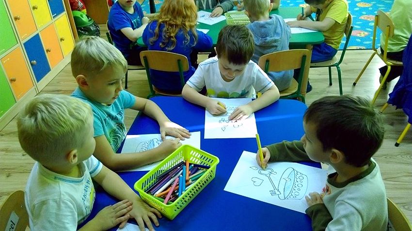 Dzieci ze Słoneczka lały wosk