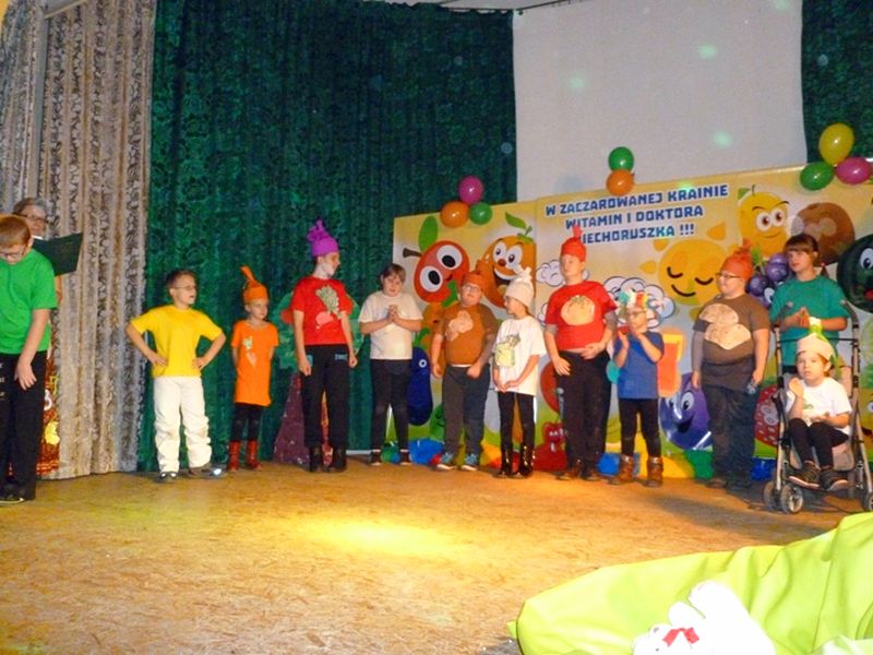Teatr to jest dobra rzecz, w teatr warto bawić się