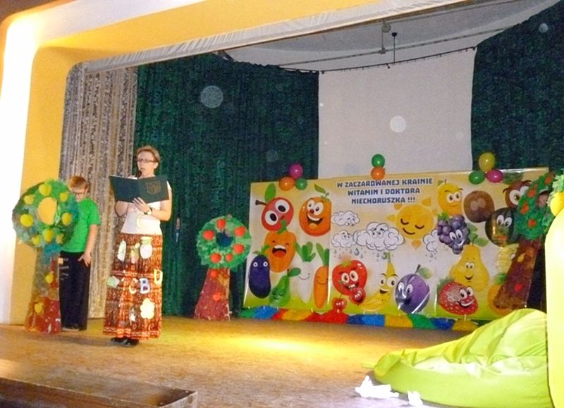 Teatr to jest dobra rzecz, w teatr warto bawić się