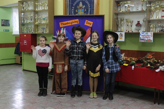 Święto Dziękczynienia w Zespole Szkół w Kowalewie
