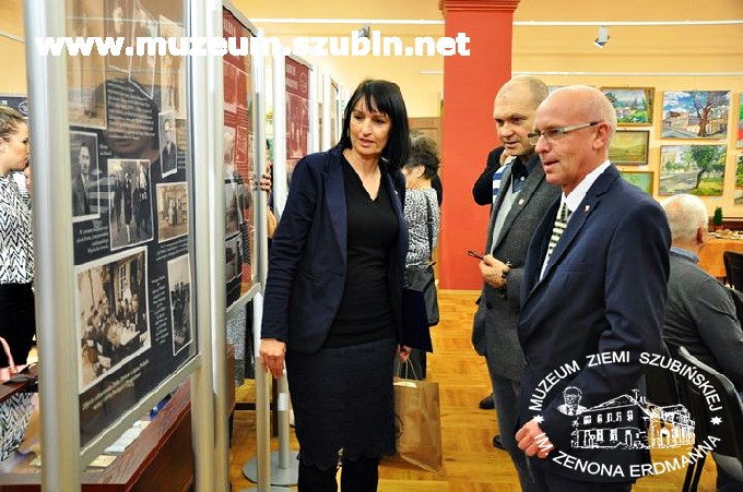 Album rodzinny już otwarty