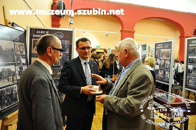 Album rodzinny już otwarty