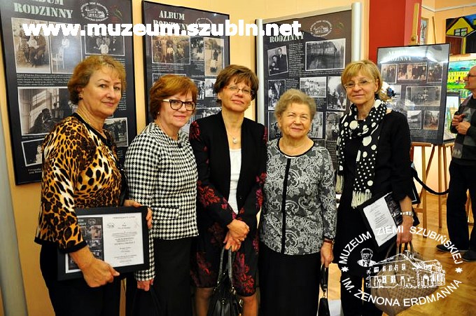 Album rodzinny już otwarty