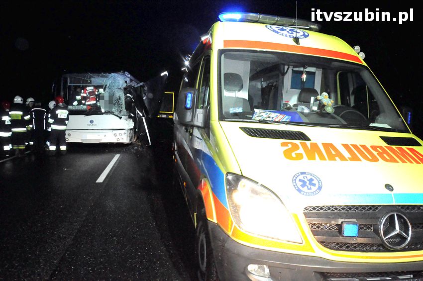 Kierowca autobusu zginął na miejscu [Ustalenia policji]