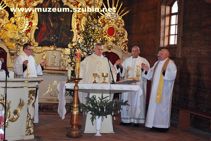Poświęcenie tablicy pamięci śp. ks. Prałata Lecha Bilickiego