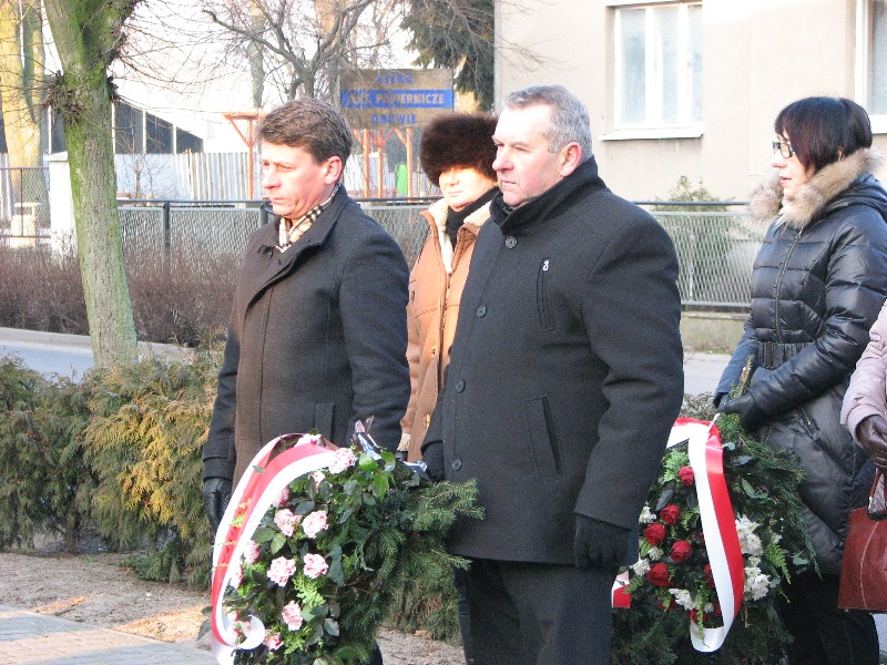 Gminne obchody 97. rocznicy wybuchu Powstania Wielkopolskiego 1918-1919 w Mroczy z udziałem uczniów ?mundurowych? z ZSP w Szubinie