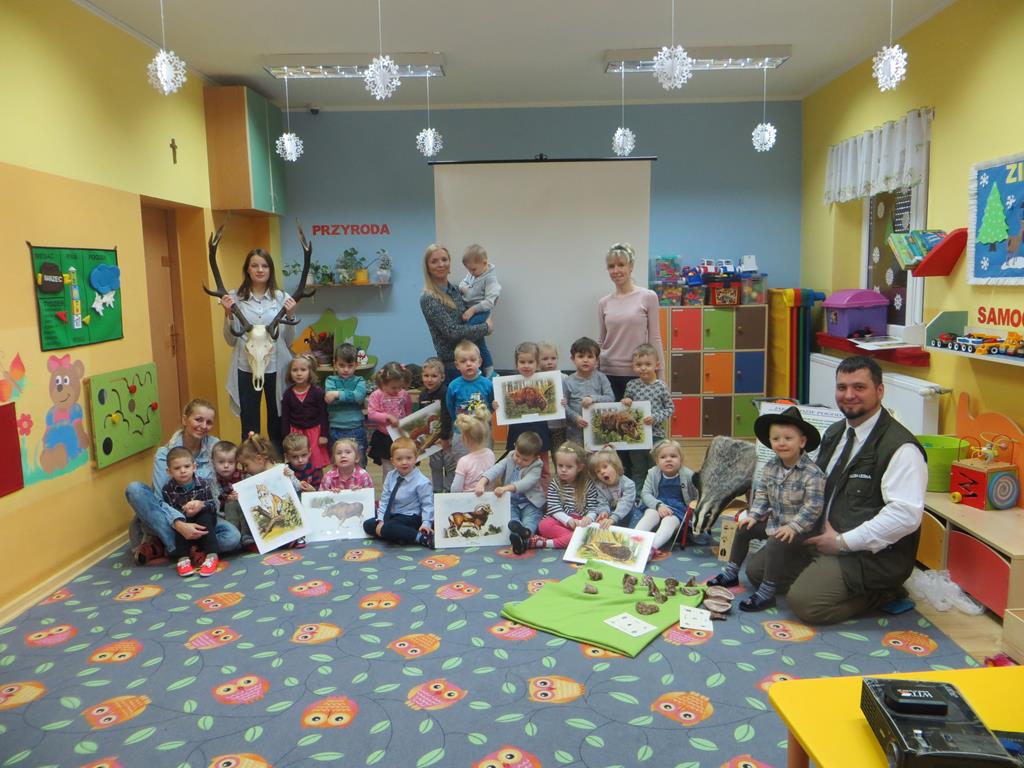?Misie? poznały faunę i florę okolicznych lasów