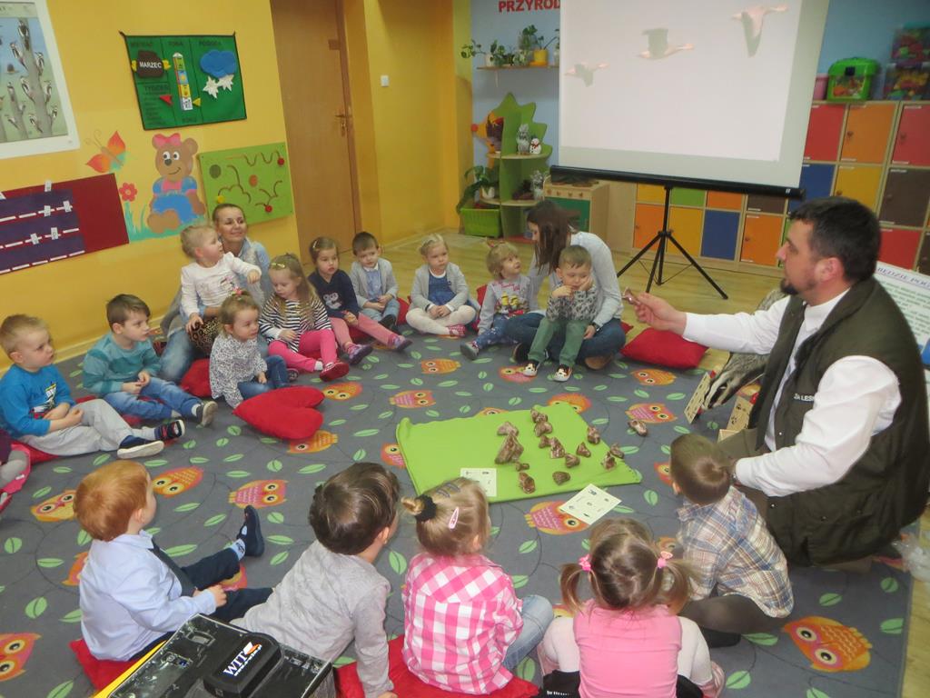 ?Misie? poznały faunę i florę okolicznych lasów