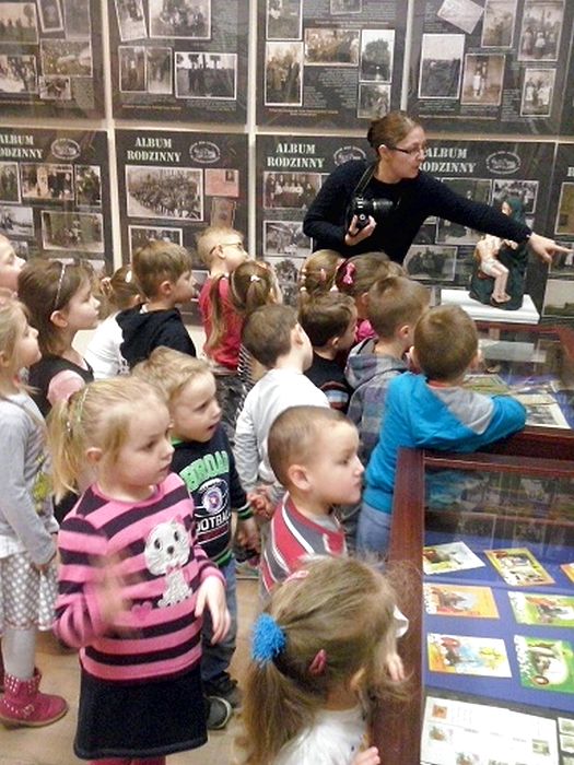 Przedszkolaki poznają zwyczaje i tradycje Świąt Wielkanocnych