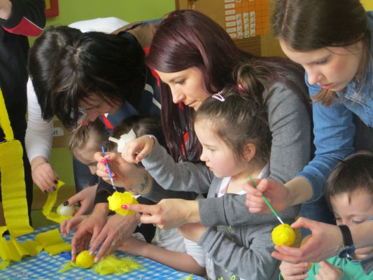 ?Egg hunting? czyli jak ?Pszczółki? poszukiwały jajek...